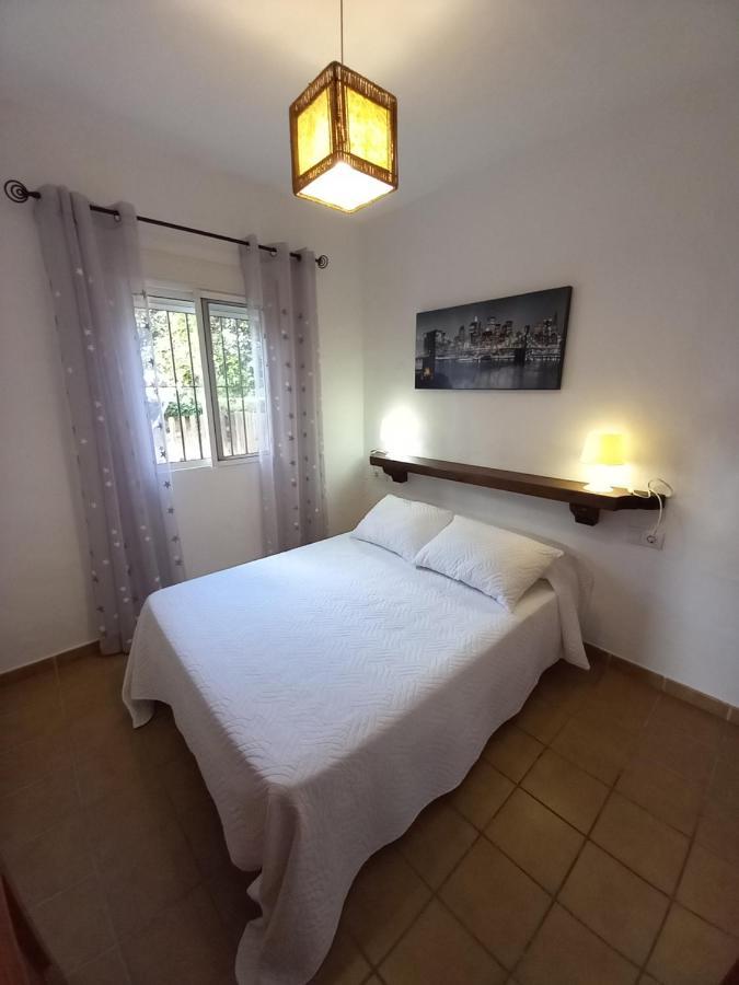 Apartamentos Cala Isabel Zahora Zewnętrze zdjęcie